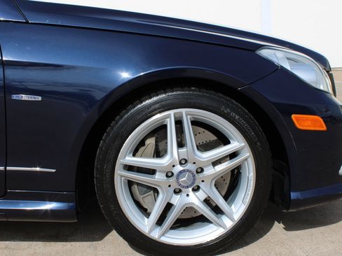 Used 2012 Mercedes-Benz E 550 Cabriolet image 16