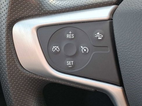 Certified 2023 GMC Acadia SLE w/ Driver Convenience Package image 25