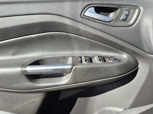 Used 2018 Ford Escape SEL image 7