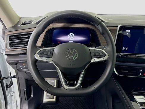 New 2026 Volkswagen Atlas SEL Premium R-Line AWD/4WD image 12