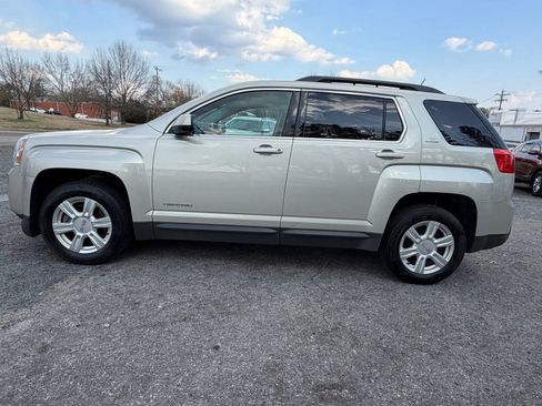 Used 2014 GMC Terrain SLE w/ Safety Package image 4