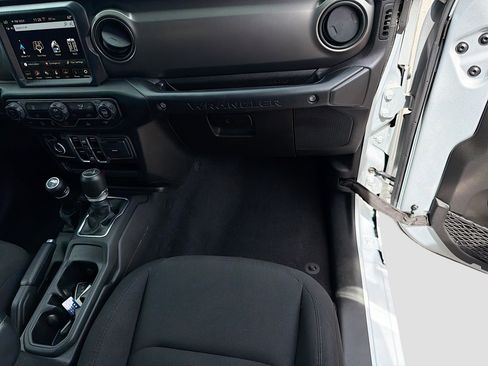 Used 2023 Jeep Wrangler Unlimited Sport AWD/4WD image 16