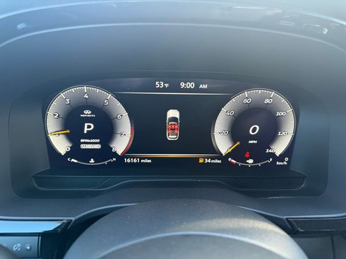 Used 2023 INFINITI QX60 Luxe w/ Performance Audio Package image 16