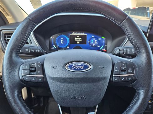 Certified 2020 Ford Escape Titanium image 24