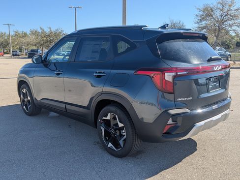 New 2026 Kia Seltos S FWD image 7