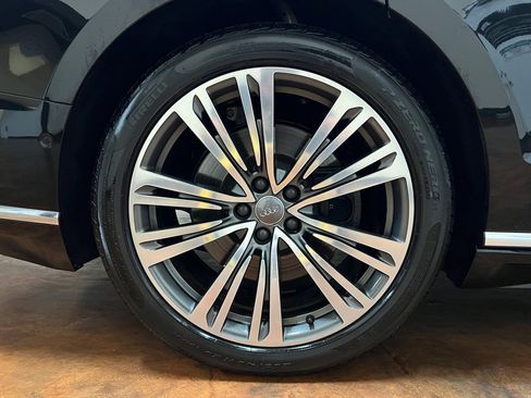 Used 2019 Audi A8 L 4.0T image 12
