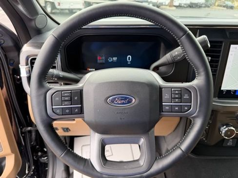 Used 2024 Ford F350 Lariat w/ Chrome Package image 14