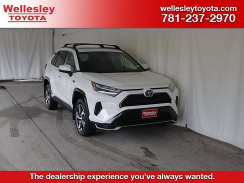 Used 2023 Toyota RAV4 SE w/ Weather & Moonroof Package AWD/4WD image 1