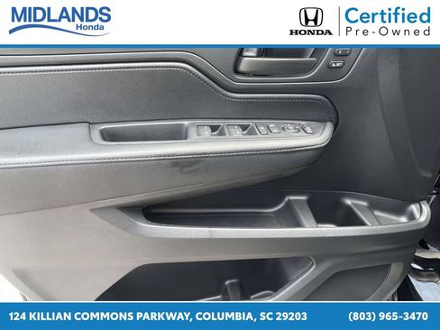 Certified 2025 Honda Odyssey EX-L image 17