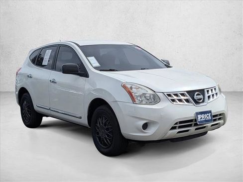 Used 2013 Nissan Rogue S AWD/4WD image 6