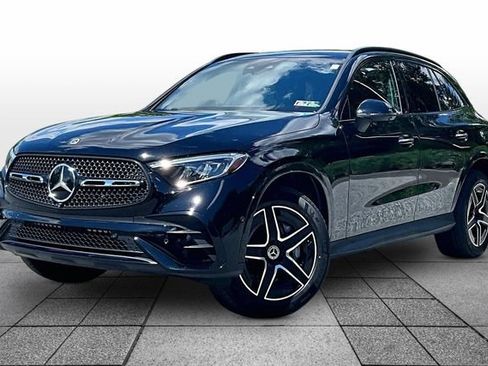 Certified 2023 Mercedes-Benz GLC 300 4MATIC image 4