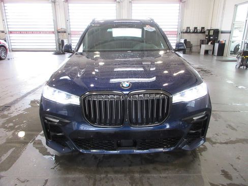 Used 2020 BMW X7 M50i image 15