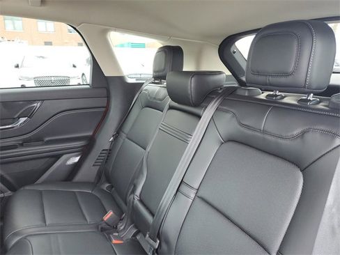 Certified 2023 Lincoln Corsair AWD w/ Equipment Group 101A image 28