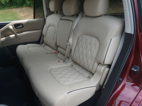 Used 2024 Nissan Armada Platinum w/ Cargo Package image 18