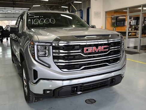 New 2026 GMC Sierra 1500 SLT w/ SLT Premium Plus Package image 3