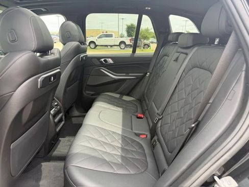 Used 2024 BMW X5 sDrive40i w/ M Sport Package RWD image 19