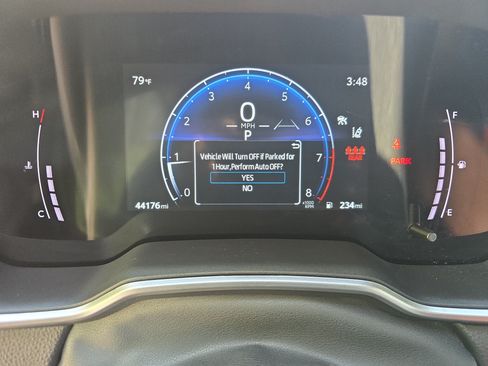 Used 2025 Toyota Corolla Cross XLE FWD image 17