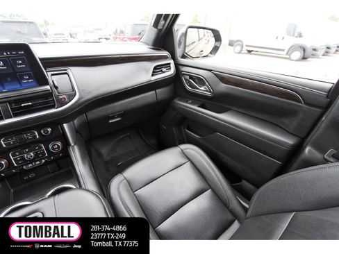 Used 2023 Chevrolet Tahoe Z71 w/ Luxury Package AWD/4WD image 11
