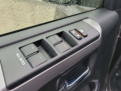 Used 2023 Toyota 4Runner SR5 image 24