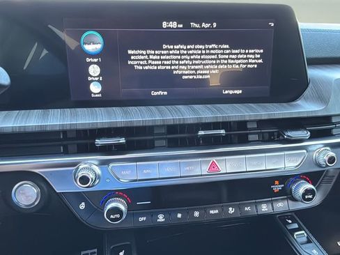 Used 2024 Kia Telluride SX Prestige w/ Towing Package image 23