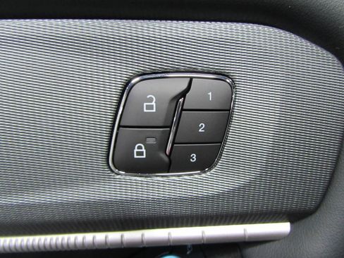 New 2026 Ford Explorer ST AWD/4WD image 23