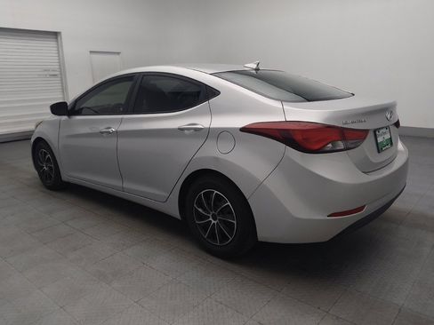 Used 2016 Hyundai Elantra SE FWD image 3