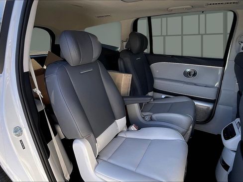 New 2026 Hyundai Ioniq 9 Limited image 10