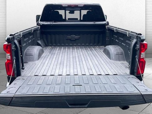 Used 2024 Chevrolet Silverado 2500 LTZ w/ LTZ Convenience Package AWD/4WD image 4