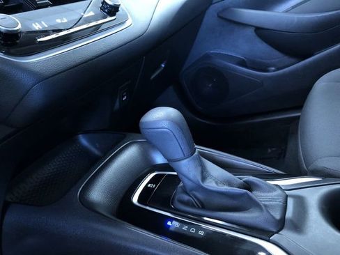 Certified 2025 Toyota Corolla LE image 29