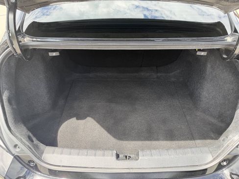 Used 2018 Honda Civic EX-L image 16