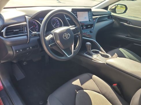 Used 2021 Toyota Camry LE FWD image 17
