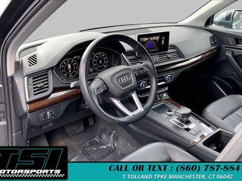 Used 2019 Audi Q5 2.0T Premium Plus w/ Premium Plus Package AWD/4WD image 14
