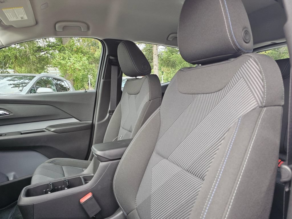 New 2027 Chevrolet Bolt LT FWD image 23