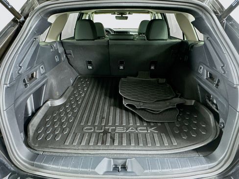Used 2023 Subaru Outback Onyx Edition image 29