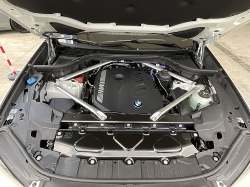 New 2026 BMW X5 sDrive40i image 35