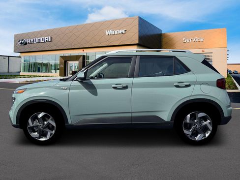 New 2026 Hyundai Venue SEL FWD image 3