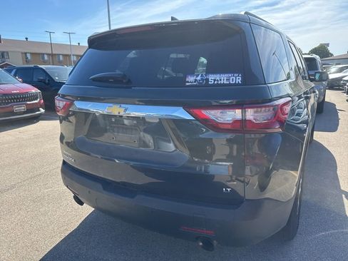 Used 2020 Chevrolet Traverse LT FWD image 4