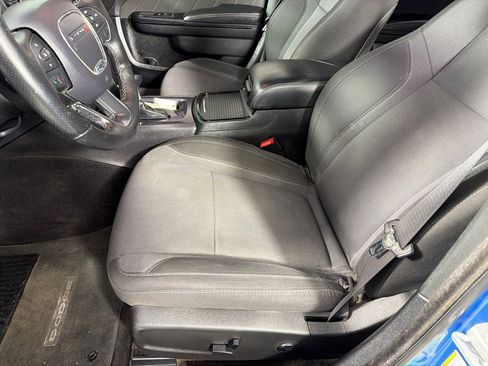 Used 2016 Dodge Charger SXT w/ Rallye Group image 9