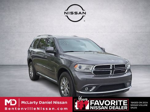 Used 2017 Dodge Durango SXT w/ Quick Order Package 23B image 1