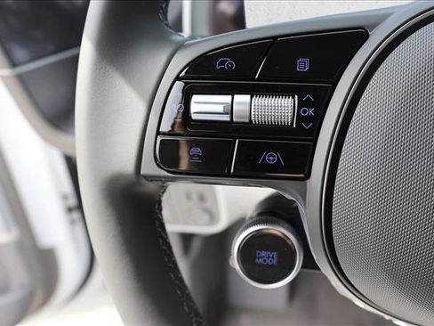 New 2025 Hyundai Ioniq 6 SEL image 14