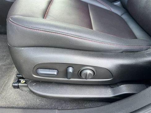 Certified 2024 Chevrolet Blazer RS w/ Enhanced Convenience Package image 18