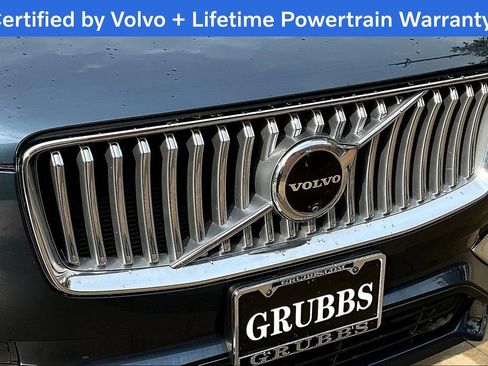 Used 2024 Volvo XC90 B6 Ultimate w/ Lounge Package image 37