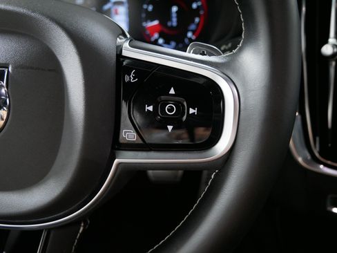 Used 2020 Volvo S90 T6 R-Design AWD/4WD image 28