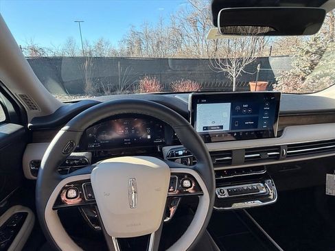 New 2026 Lincoln Corsair Reserve image 25