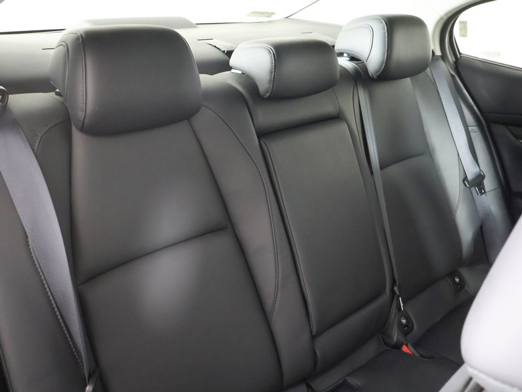 Used 2025 MAZDA MAZDA3 s FWD image 35