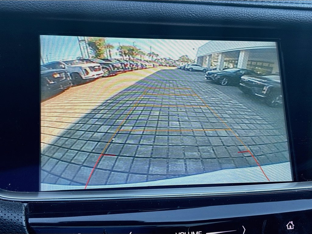 Used 2019 Cadillac XT5 Luxury w/ Sport Package FWD image 14