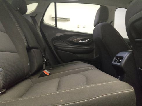 Used 2022 GMC Terrain SLE w/ Driver Convenience Package FWD image 19