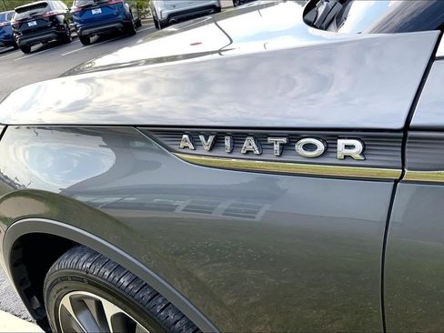 Used 2025 Lincoln Aviator Reserve w/ Equipment Group 201A AWD/4WD image 4