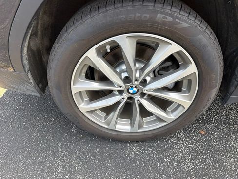 Used 2019 BMW X3 xDrive30i w/ Premium Package AWD/4WD image 7