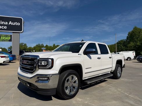 Used 2018 GMC Sierra 1500 SLT image 1